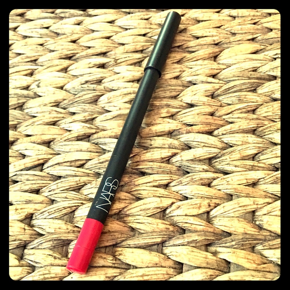 NARS Velvet Lip Liner